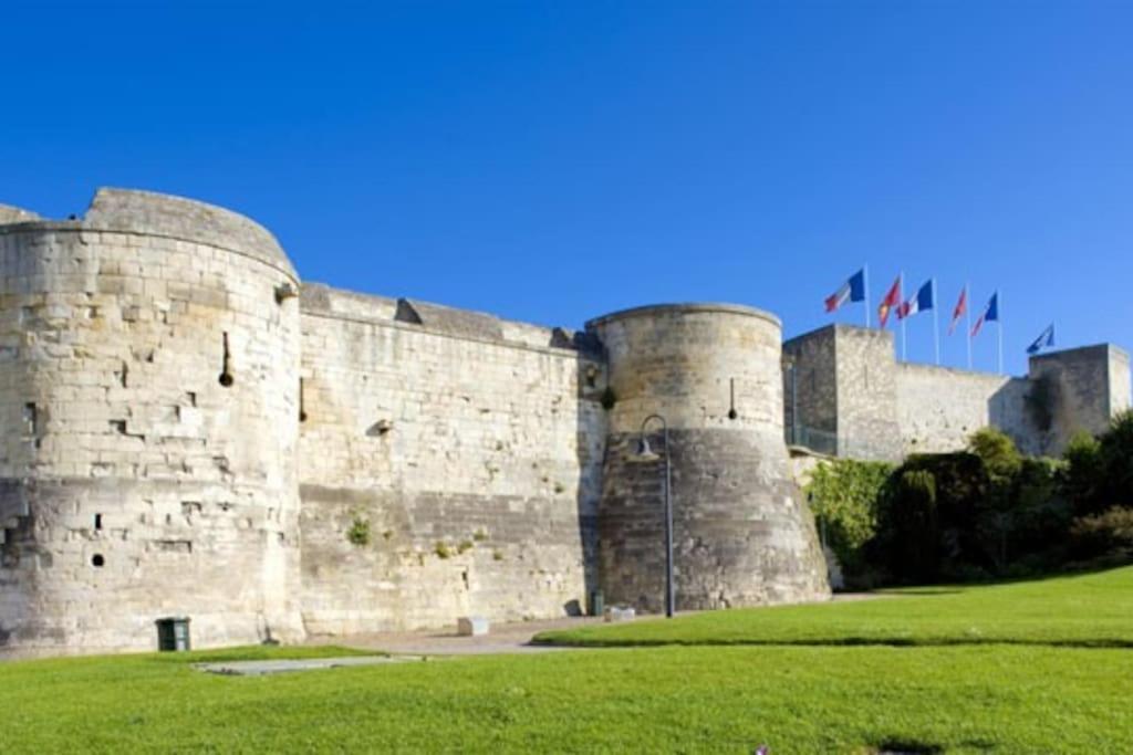 Appart 90M2 Lumineux, Centre, Vue Eglise Penchee Caen Exteriér fotografie